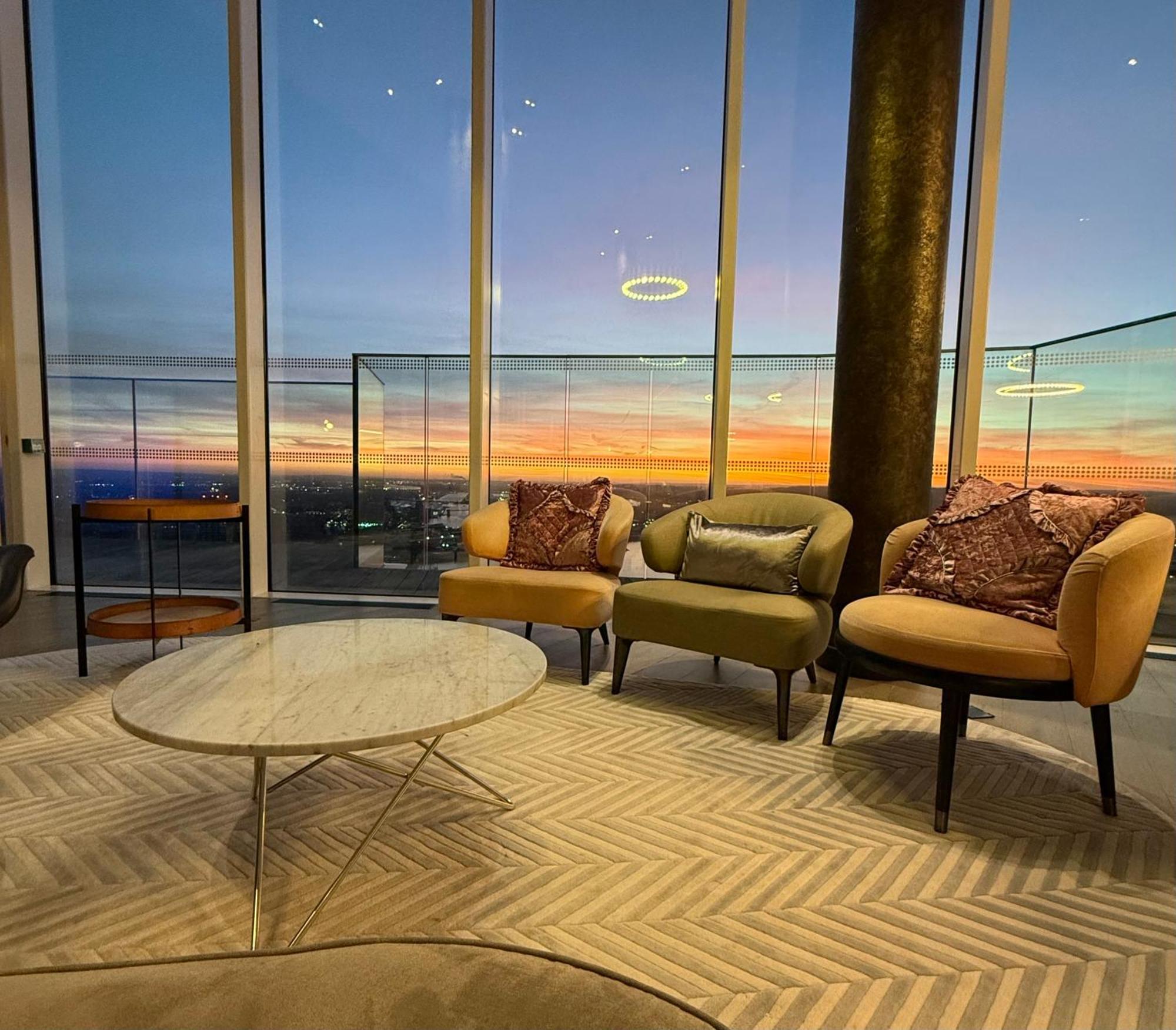Luxury Modern 2 Bed Flat With Balcony And City View - Canary Wharf City Center London Eksteriør billede